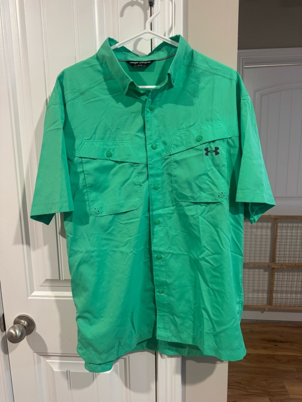 Under Armour Men’s Short Sleeve Button-Down Shirt in Mint Green